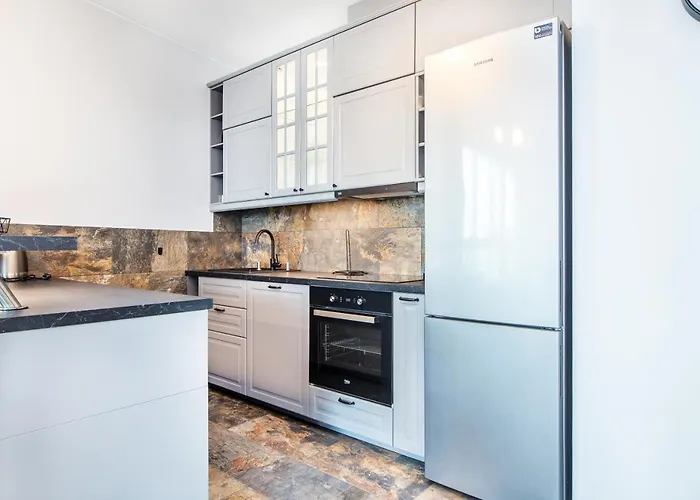 Mogilska Tower Apartments Near Tauron Arena By Inpoint - Free Underground Parking